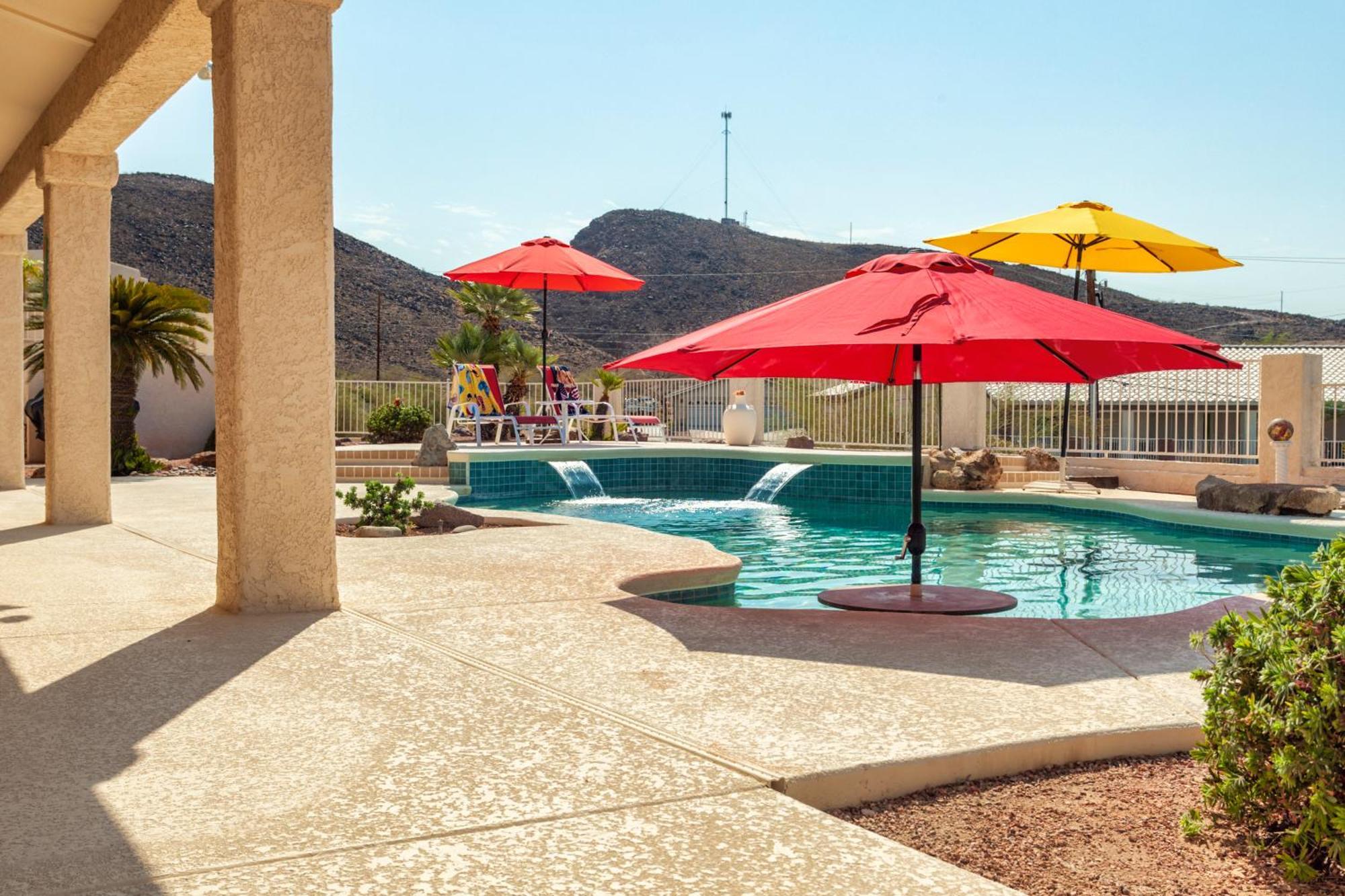 Tropic Paradise Pool Holiday home *