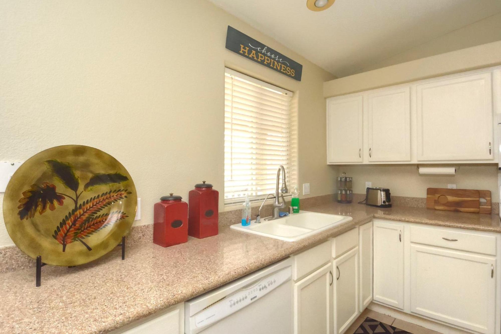 Trendy Southside Beauty With Rv Access Holiday home *