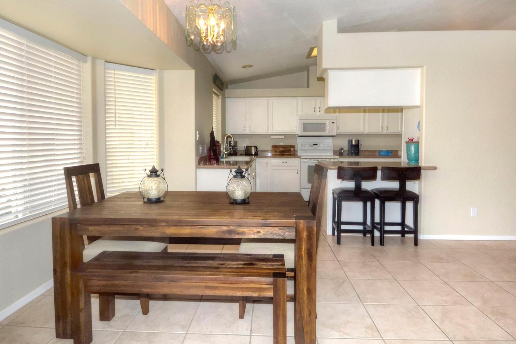 Trendy Southside Beauty With Rv Access Holiday home