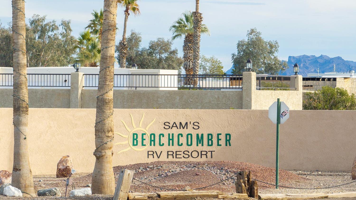 Holiday home Sam's Beachcomber Beauty Front Row Gorgeous Views #222 *