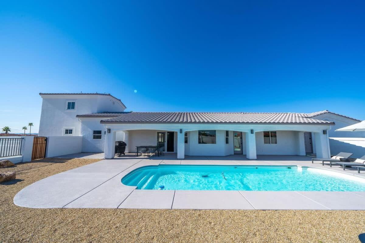 Lavish Havasu Pool Fire Pit An Views * Lake Havasu City