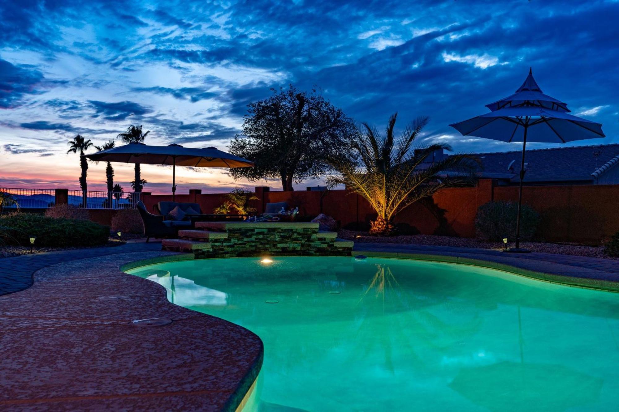 Got A Big Group Coming To * Lake Havasu City
