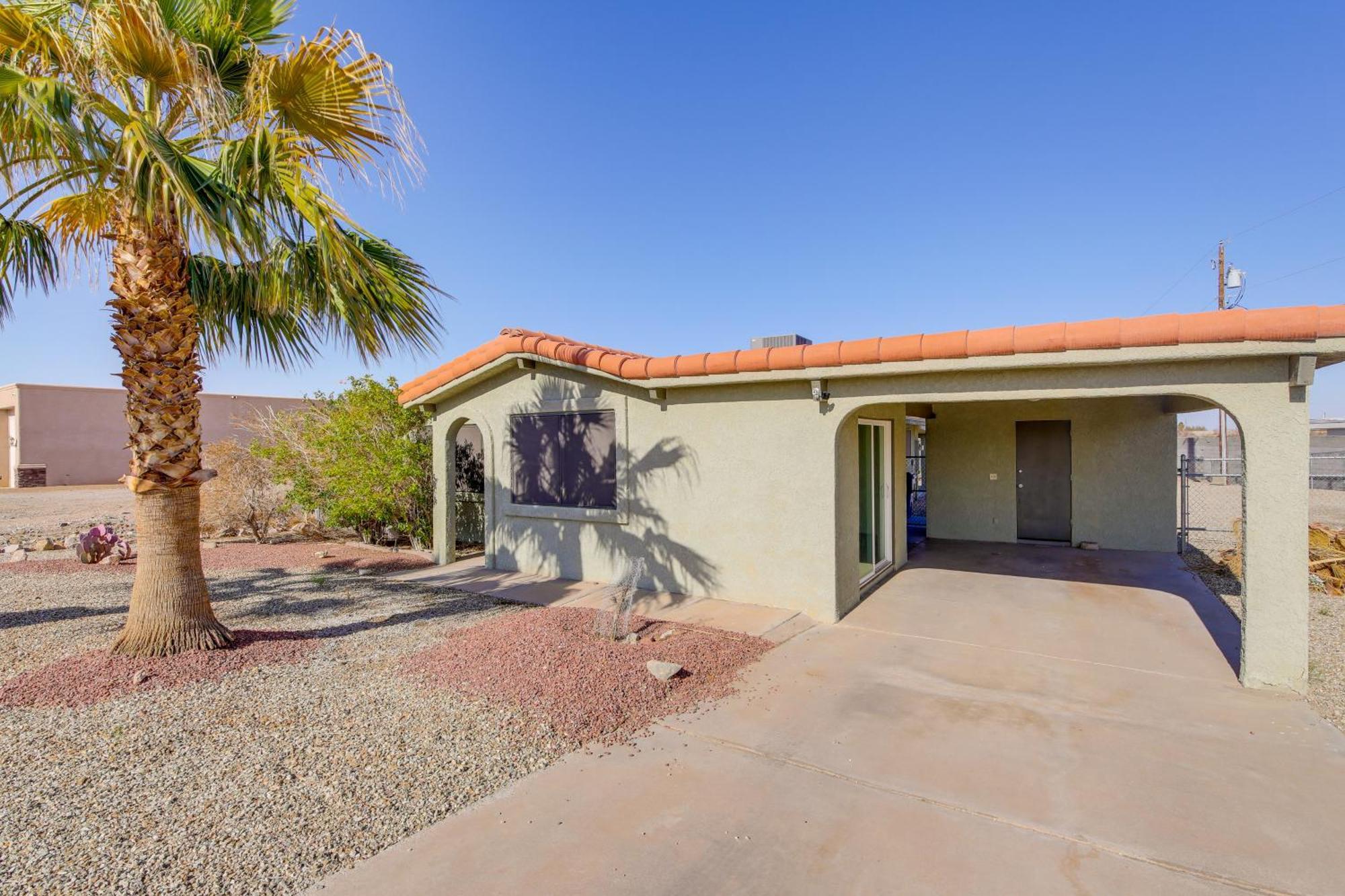 Holiday home Havasu Getaway Less Than 3 Miles To Lakes Shore *
