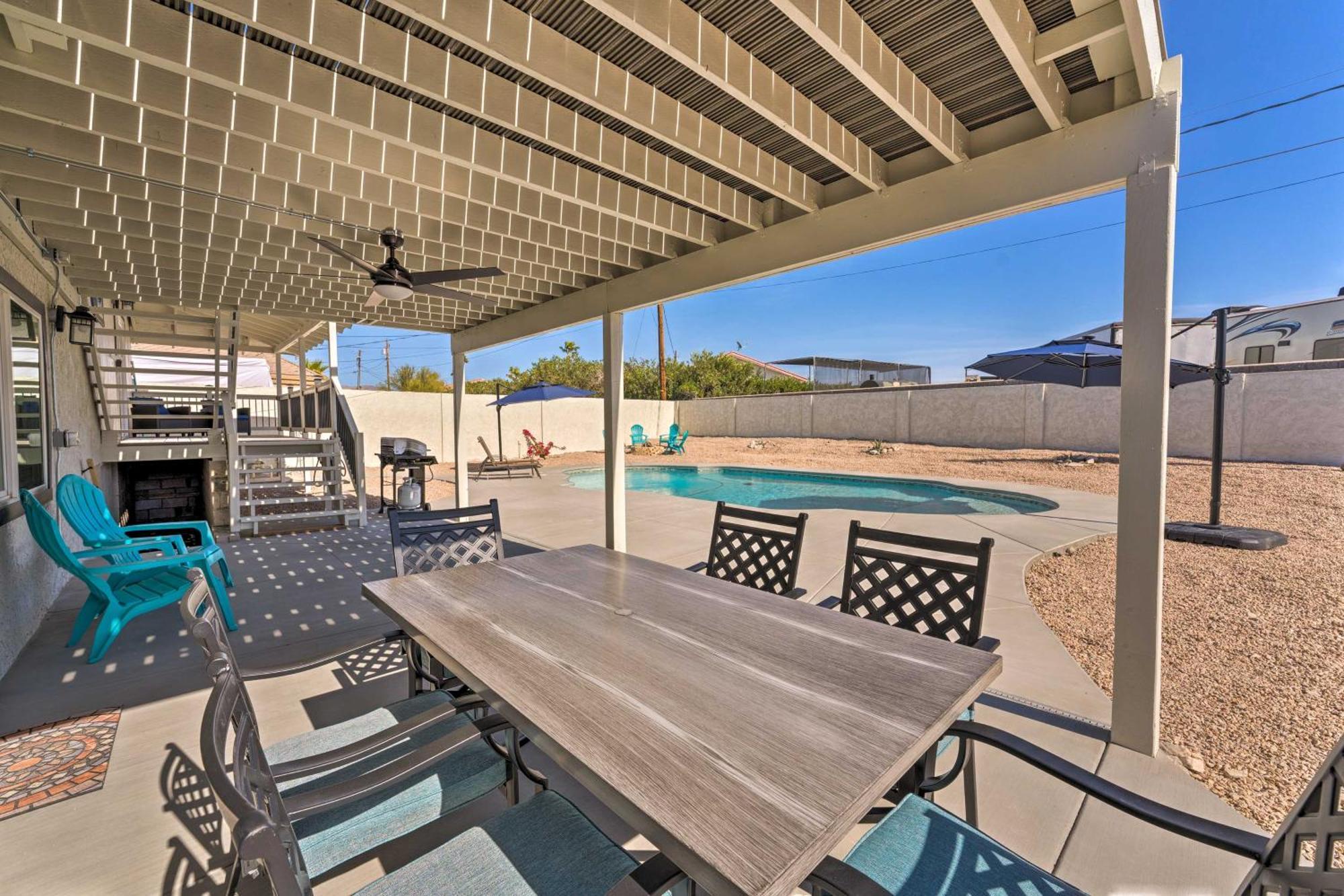 Havasu Vacation With Pool And Hot Tub *