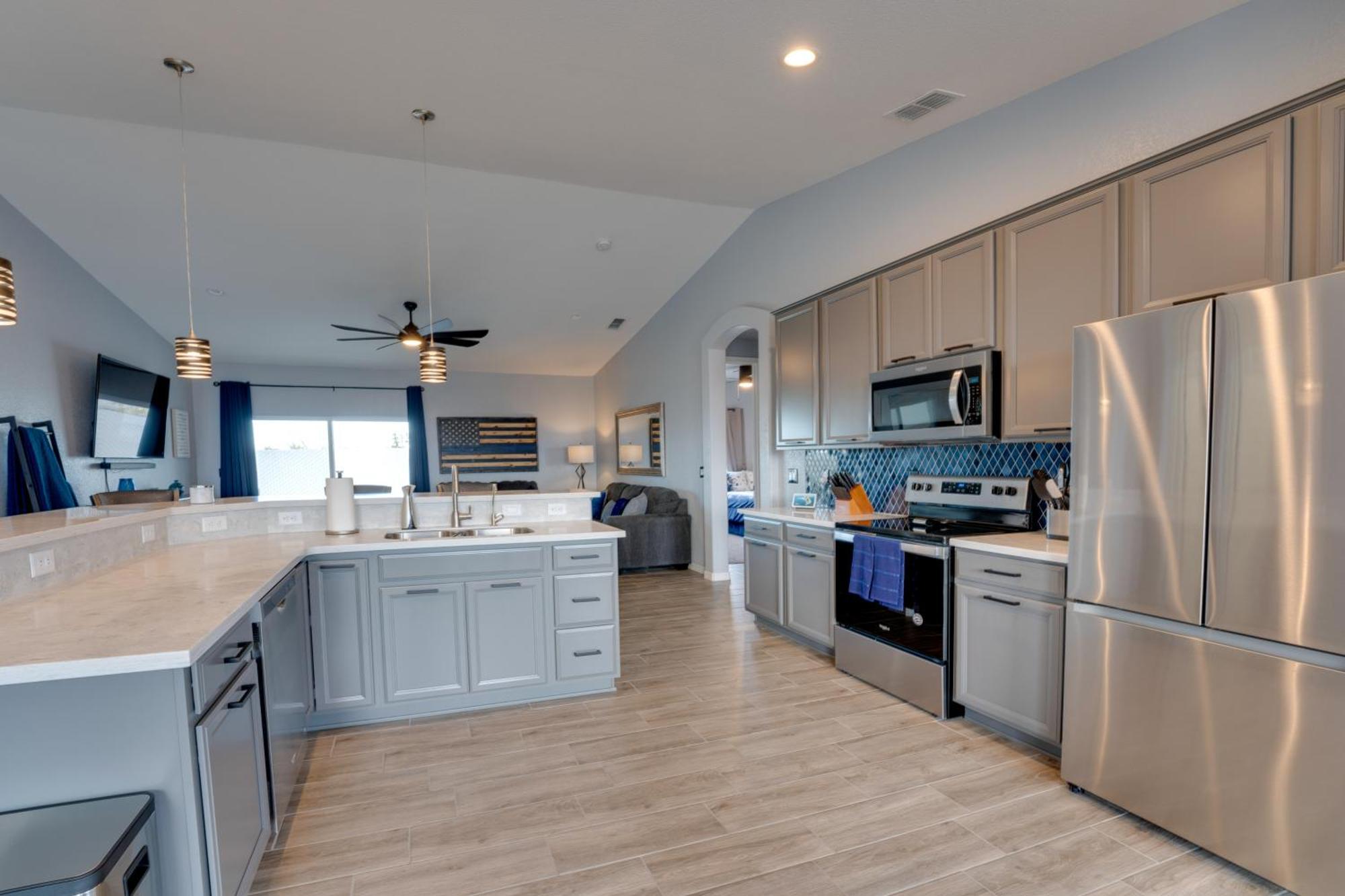 Newly Constructed Havasu With Pool Holiday home Lake Havasu City