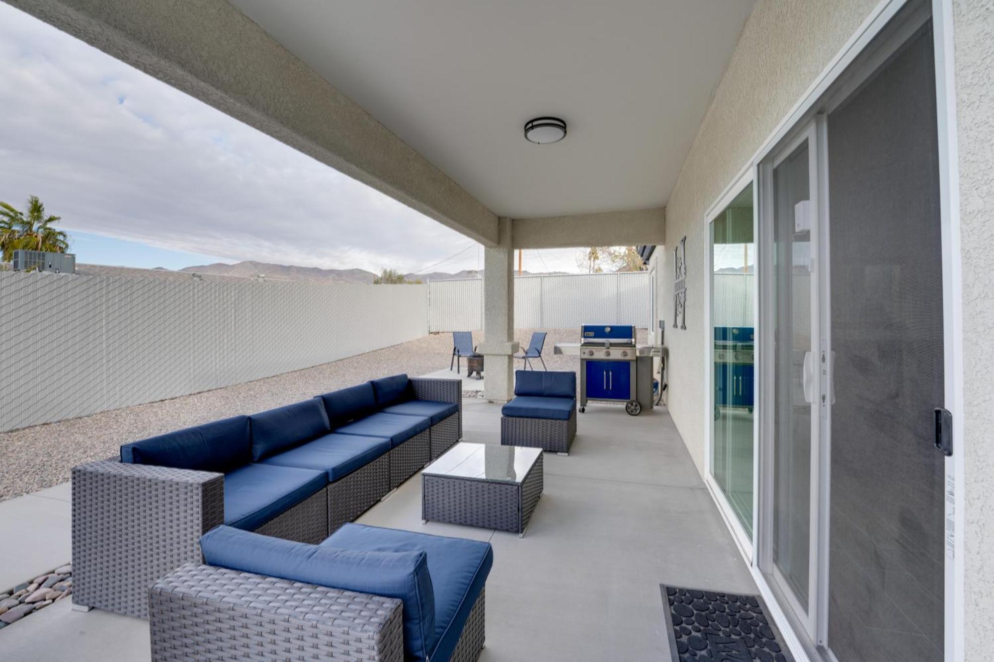 Newly Constructed Havasu With Pool Holiday home