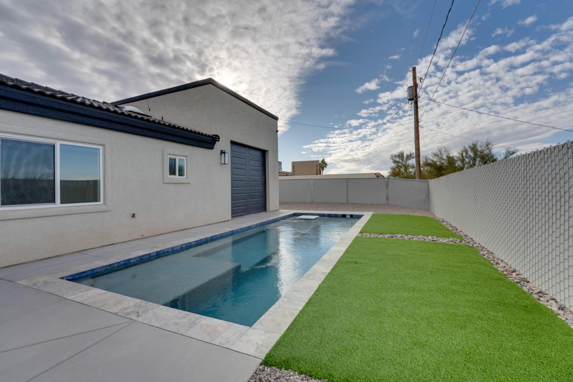 Holiday home Newly Constructed Havasu With Pool