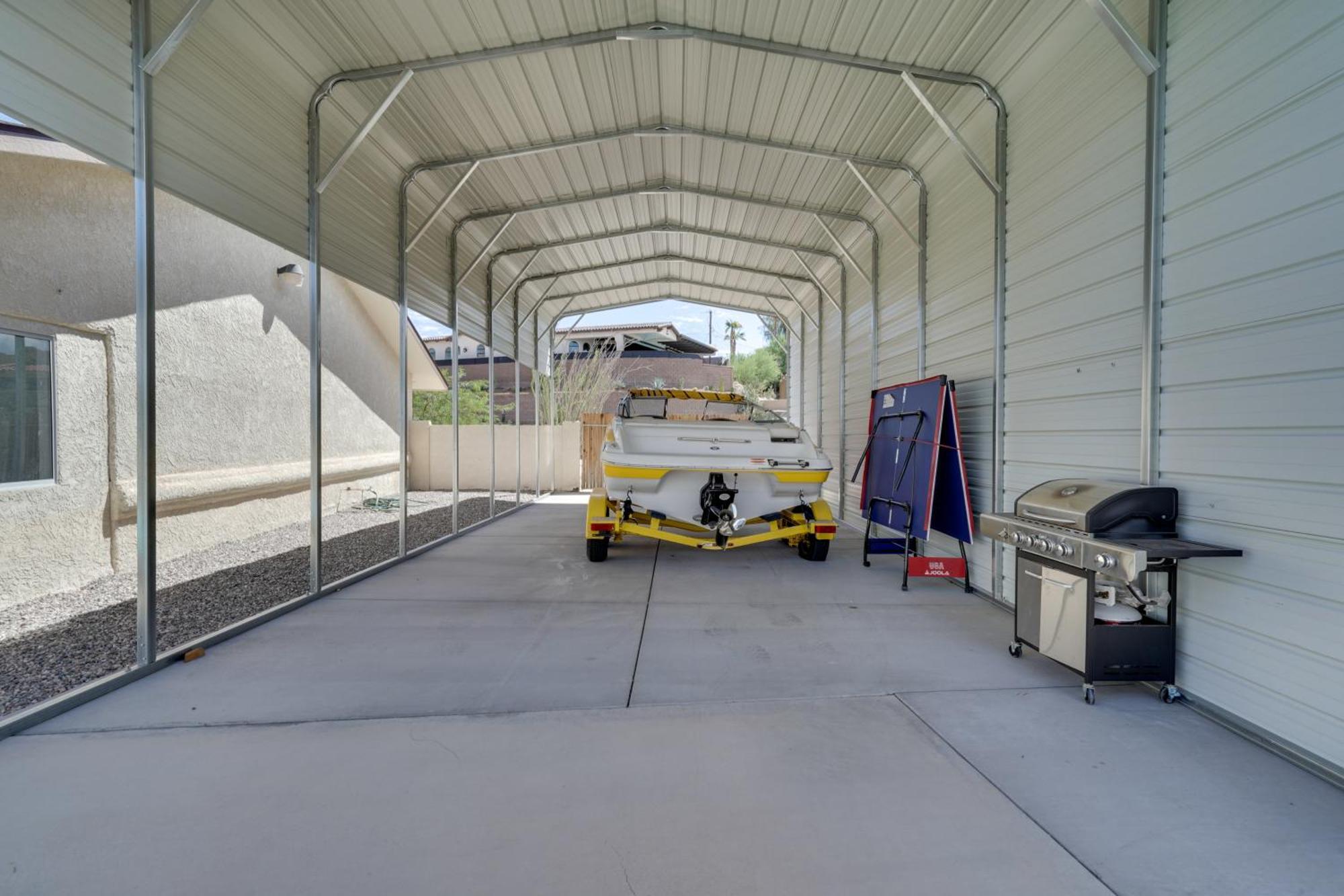 Holiday home Havasu With Pool And Waterslide! Lake Havasu City