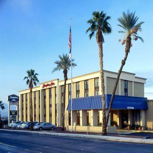 Hampton Havasu Hotel