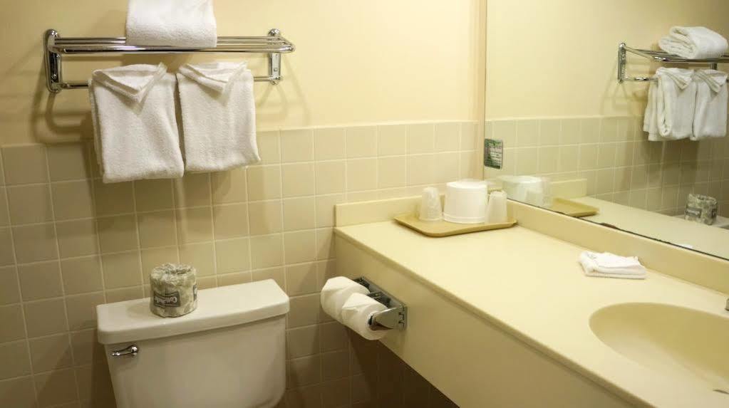 6 Havasu Az Hotel
