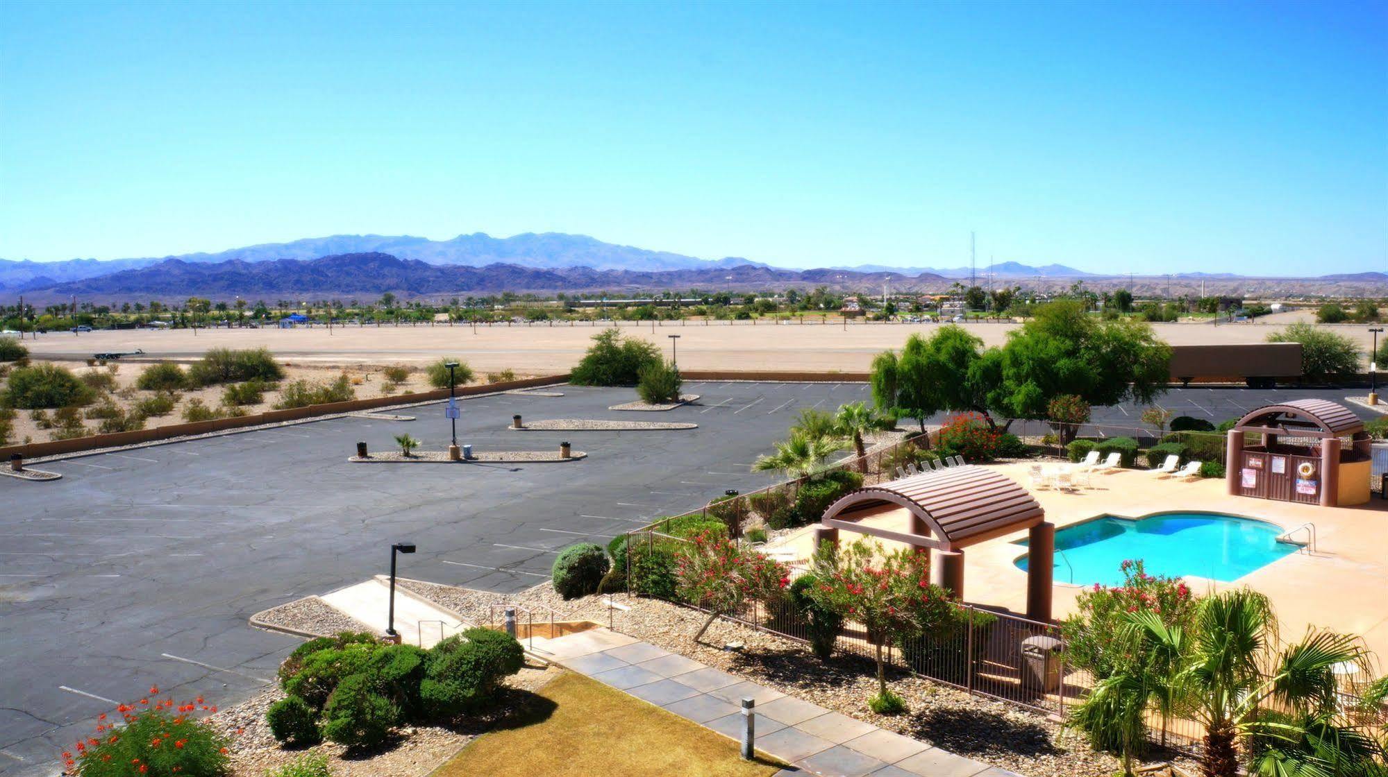 6 Havasu Az Hotel 2*