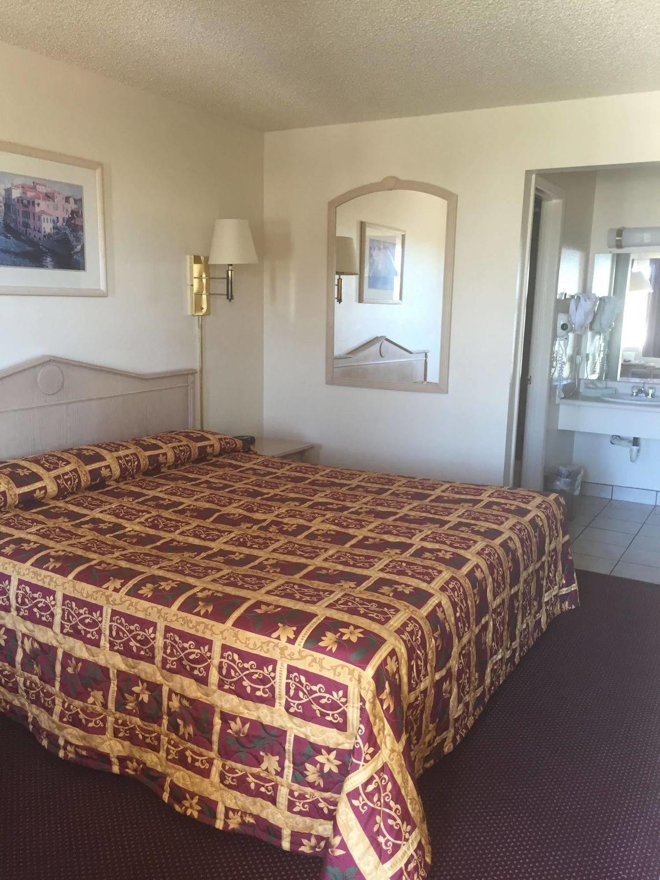 Sway Motel