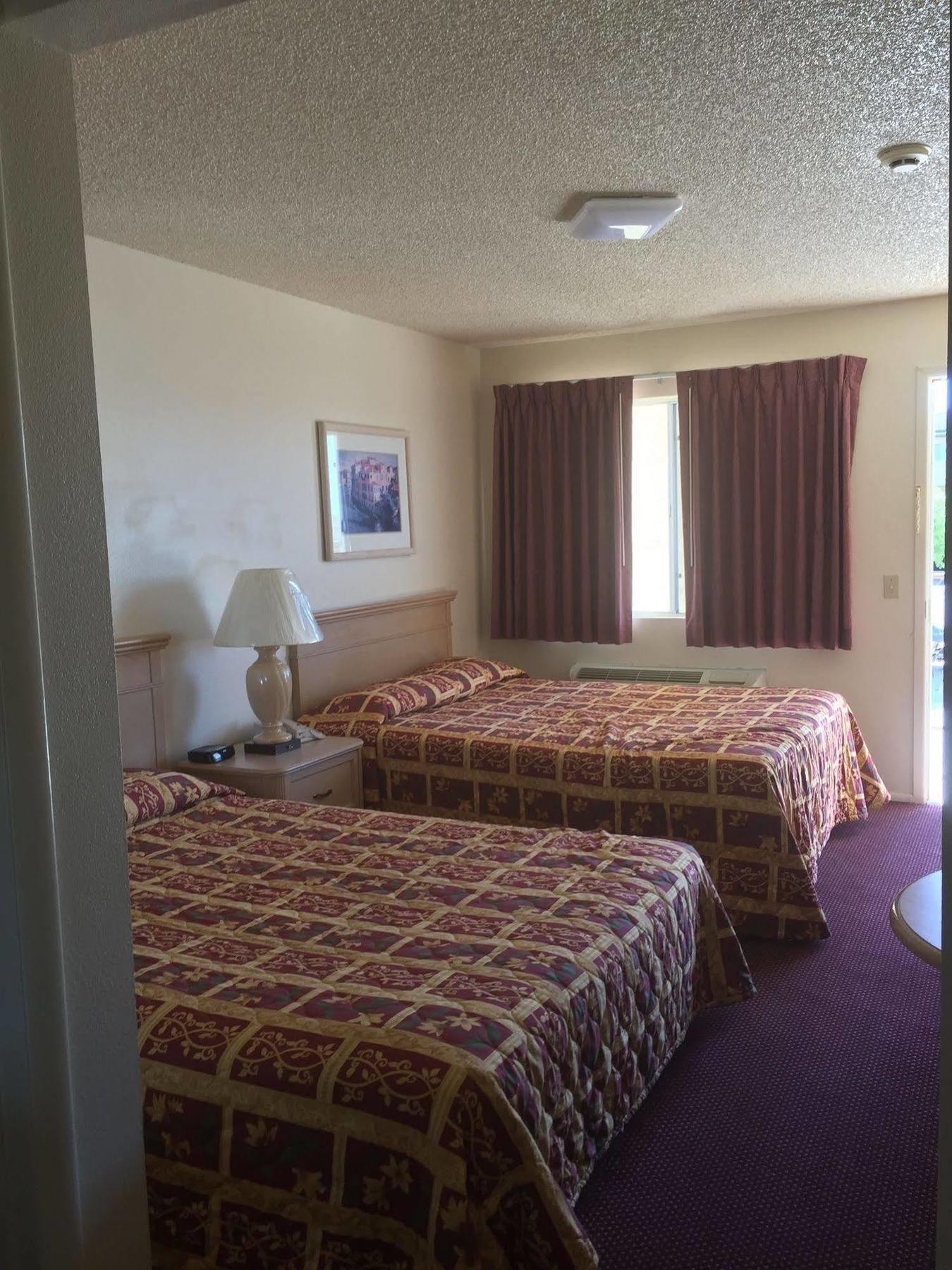 Sway Motel