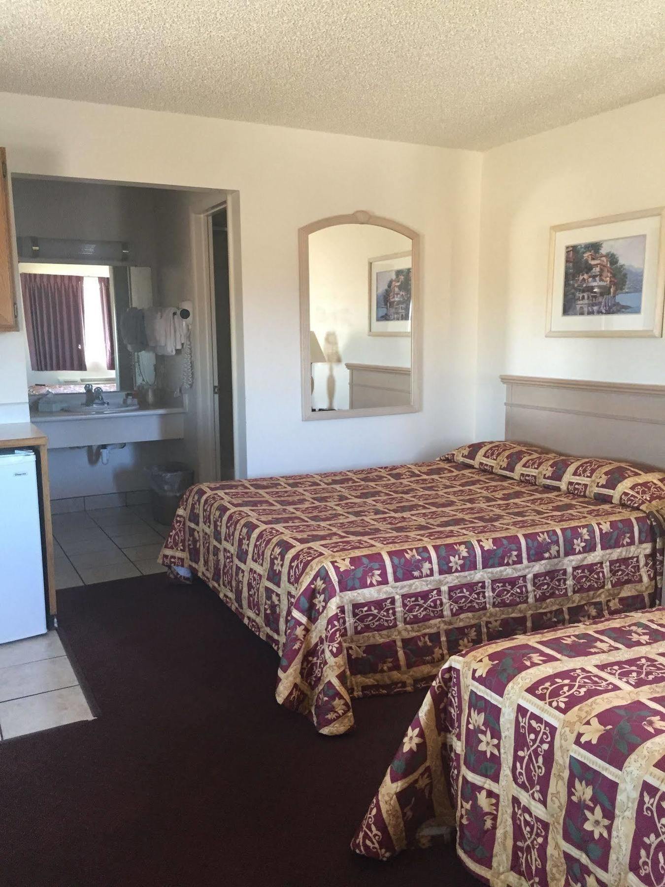Sway Motel