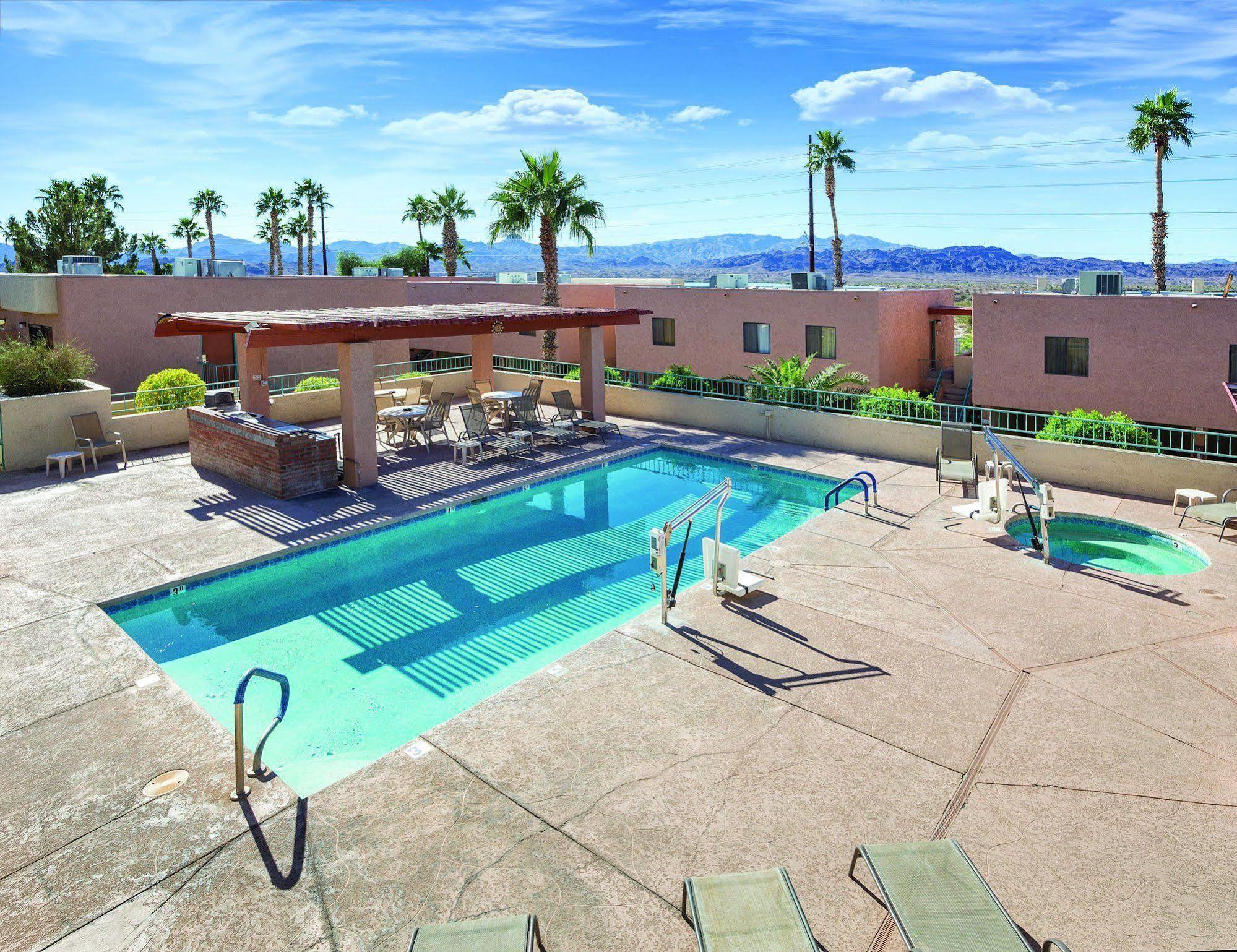 Hotel Getaways At Havasu Dunes Lake Havasu City