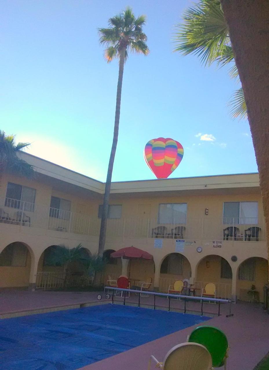 Hidden Palms & Lake Havasu City