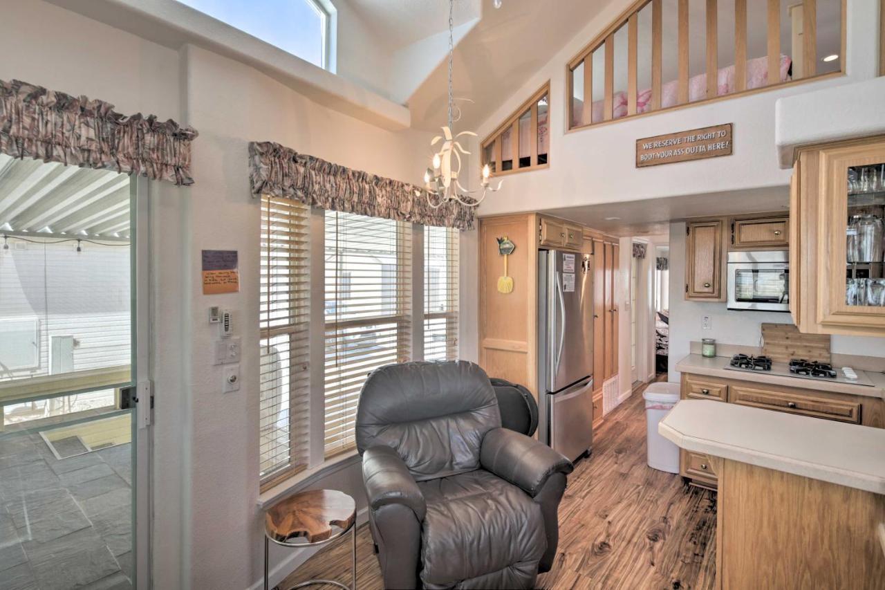 Havasu With And Mountain Views, Boat Launch Holiday home *