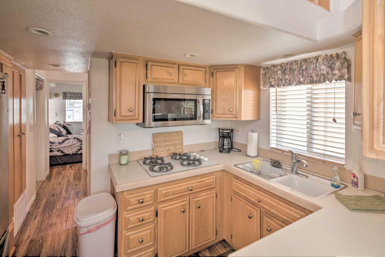 Holiday home Havasu With And Mountain Views, Boat Launch Lake Havasu City