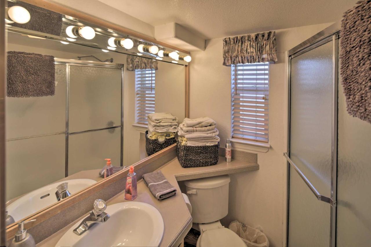 Holiday home Havasu With And Mountain Views, Boat Launch Lake Havasu City