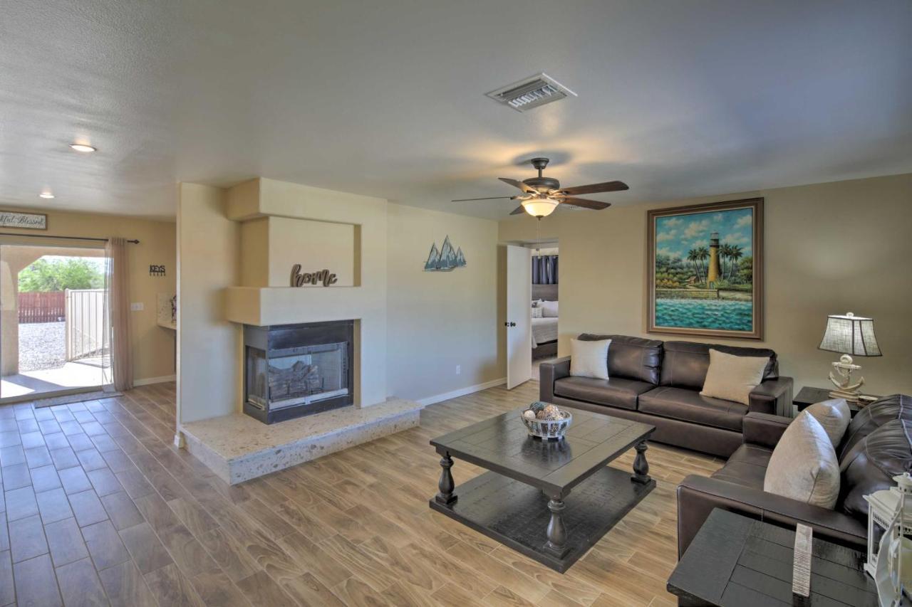 With Patio And Grill Less Than 3 Mi To Havasu! Holiday home *