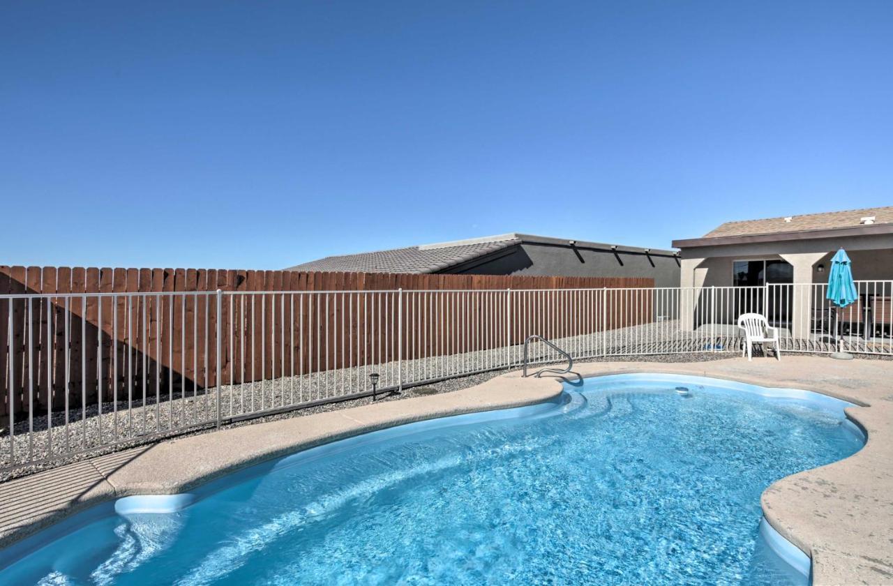 Holiday home With Patio And Grill Less Than 3 Mi To Havasu!