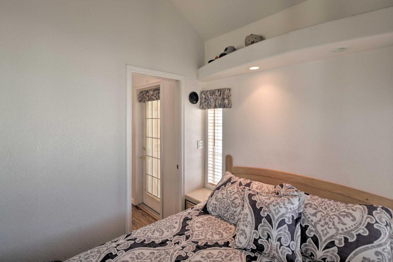 Havasu With And Mountain Views, Boat Launch Holiday home
