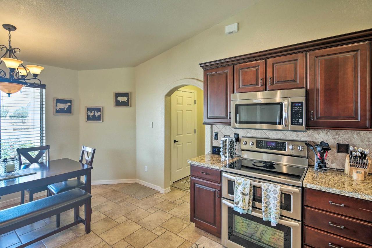 Havasu With Pool, Hot Tub And Mtn Views Lake Havasu City