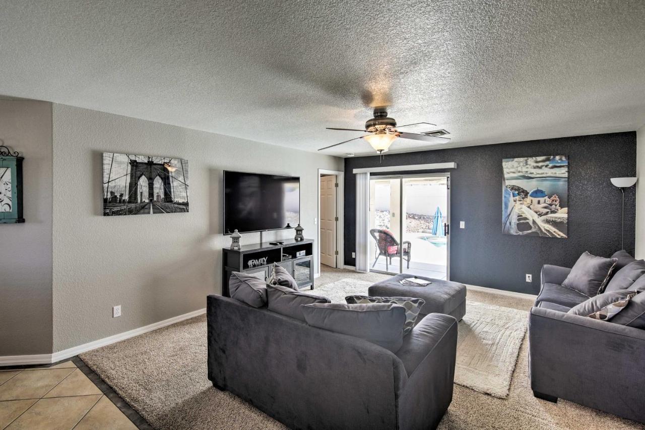 Havasu Retreat With Patio And Grill Holiday home