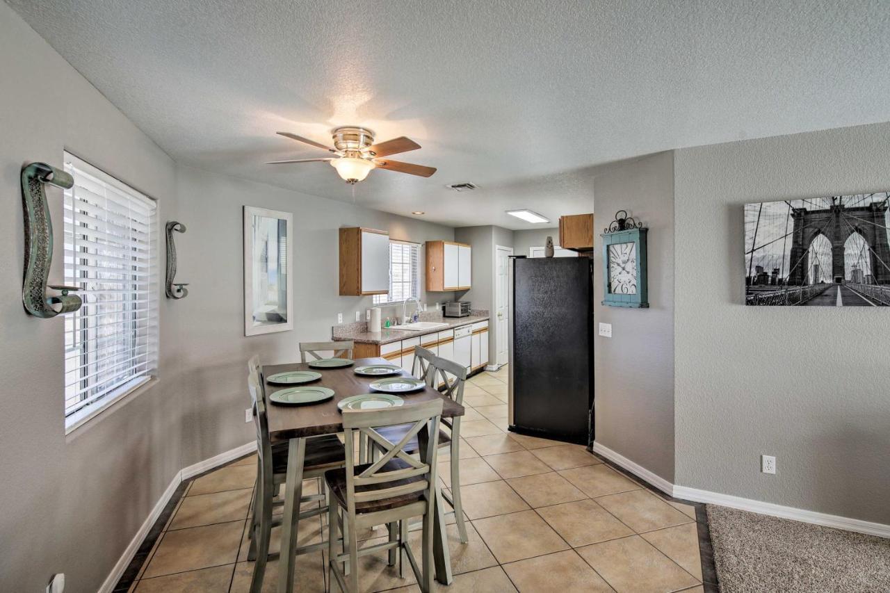 Havasu Retreat With Patio And Grill Holiday home