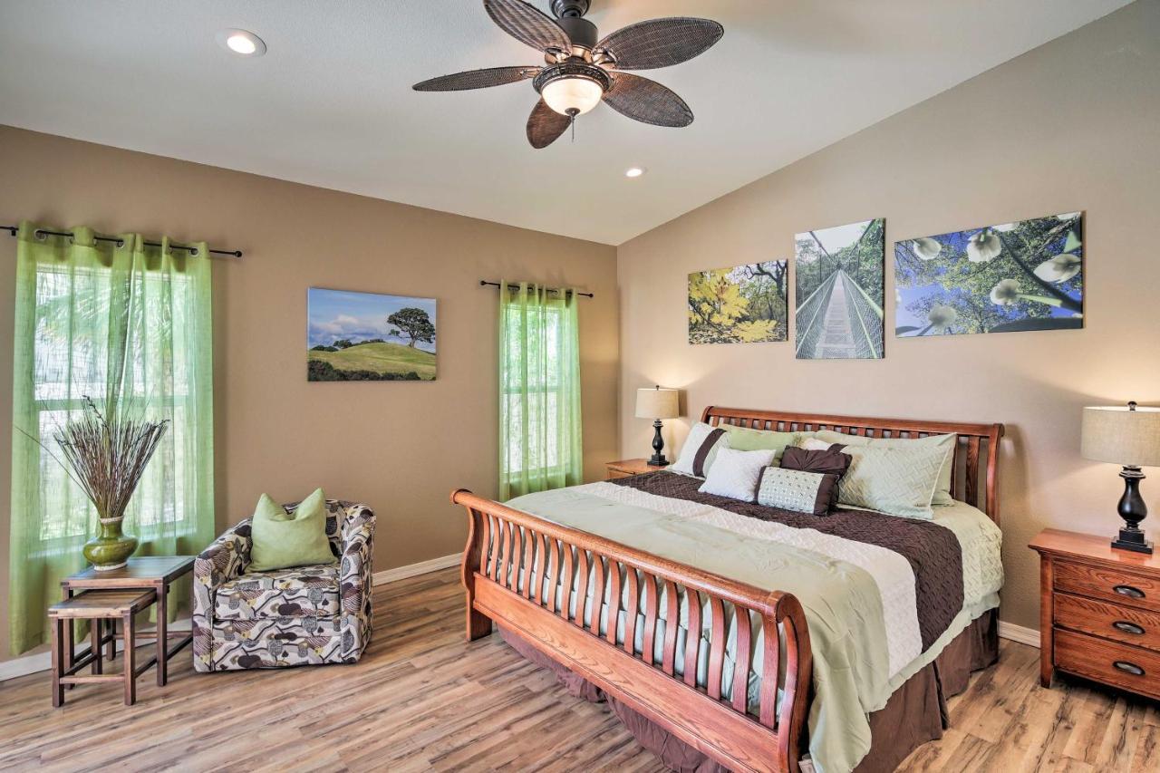 Elegant Havasu Getaway With Pool - 3 Mi To Holiday home *