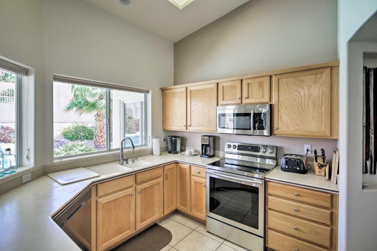 Elegant Havasu Getaway With Pool - 3 Mi To Holiday home *