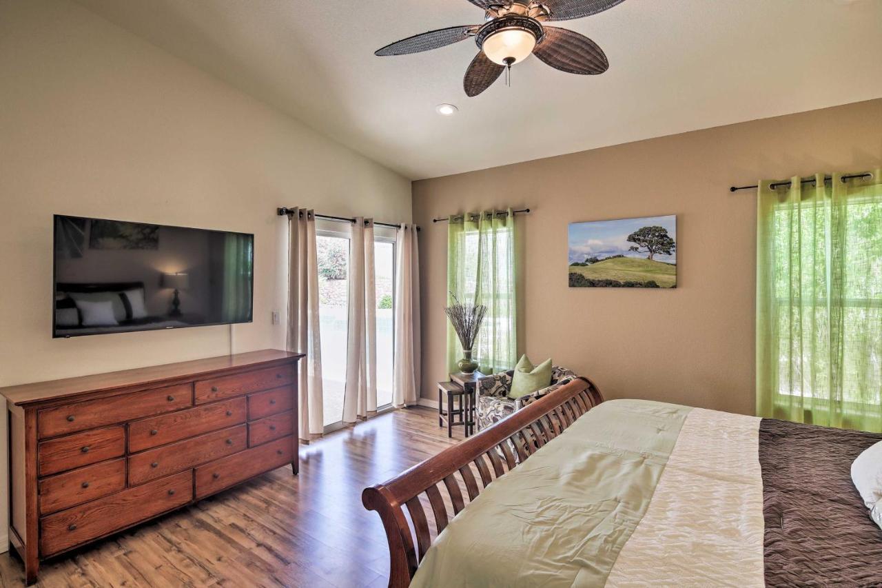 Elegant Havasu Getaway With Pool - 3 Mi To Holiday home Lake Havasu City