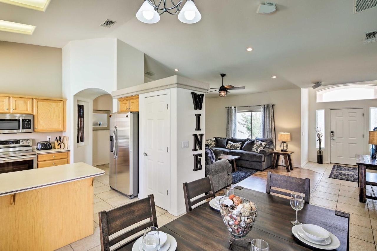 Elegant Havasu Getaway With Pool - 3 Mi To Lake Havasu City