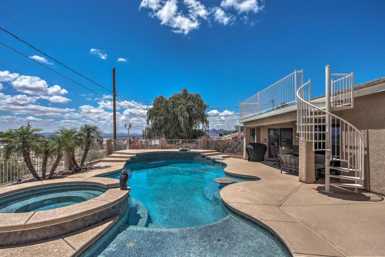 With Rooftop Balcony About 4 Mi To Havasu!