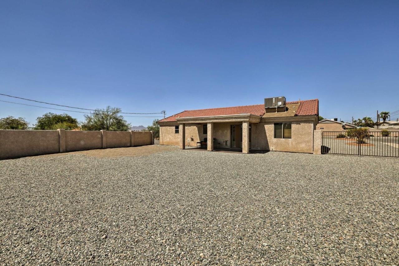 Havasu Getaway With Patio - Hike, Swim, And Golf! Holiday home