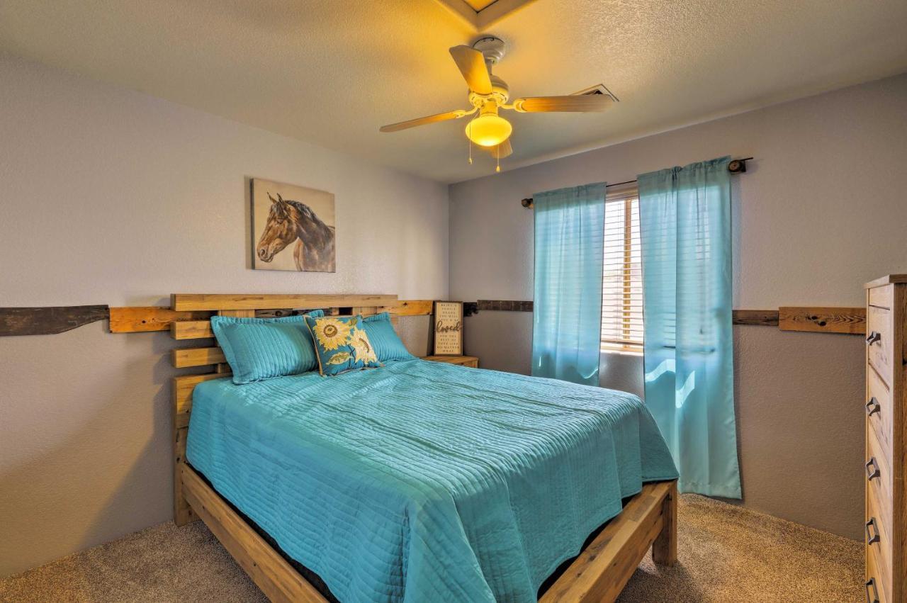 Havasu Getaway With Patio - Hike, Swim, And Golf! *