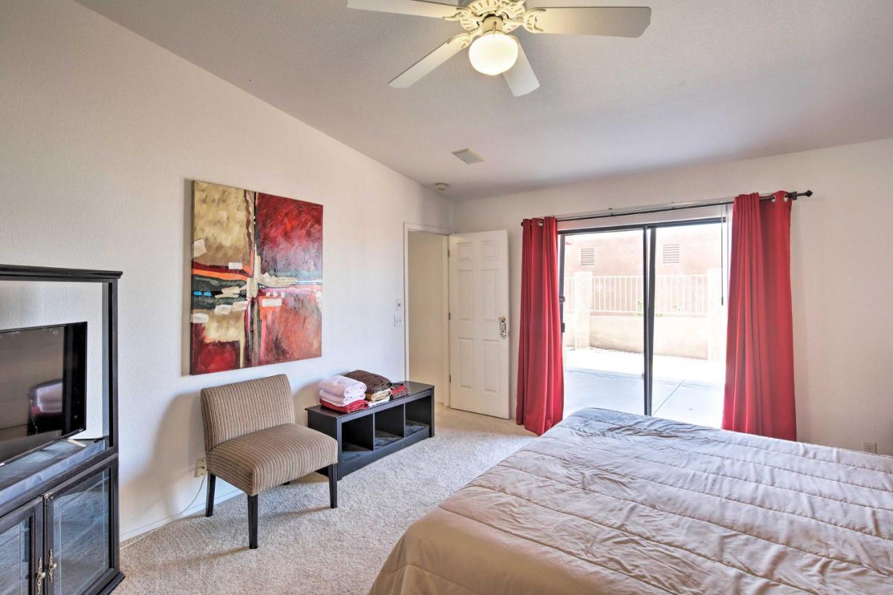 Havasu With Rooftop Deck And Mountain Views! Holiday home *