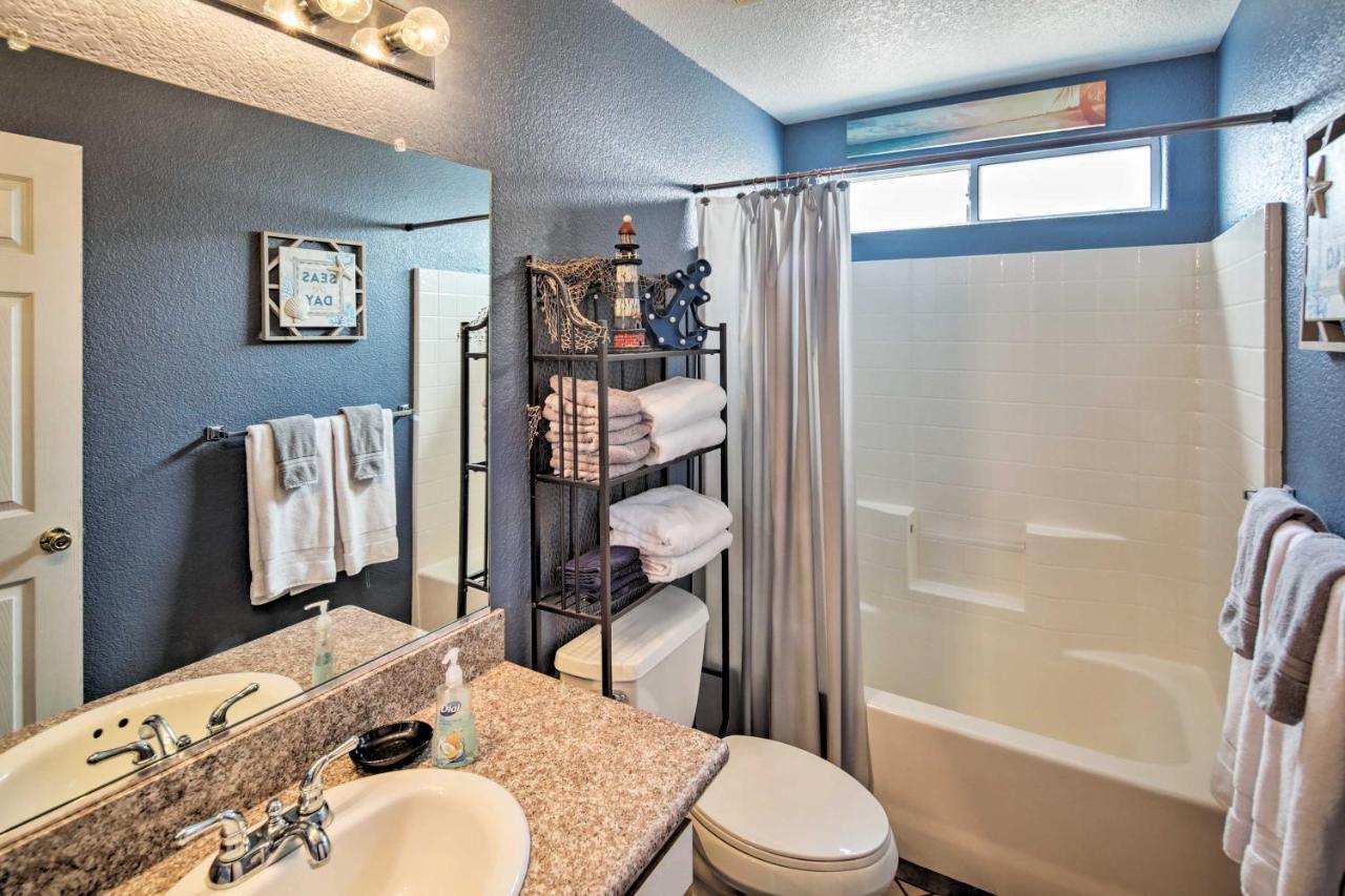 Havasu Retreat With Patio And Grill Holiday home