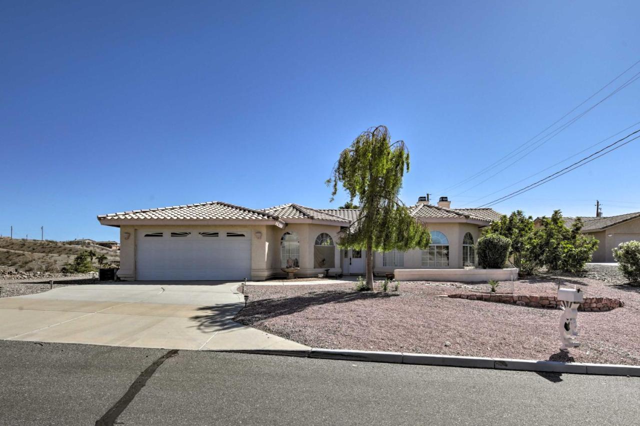 Holiday home Modern With Pool, 4 Mi To Havasu Park!