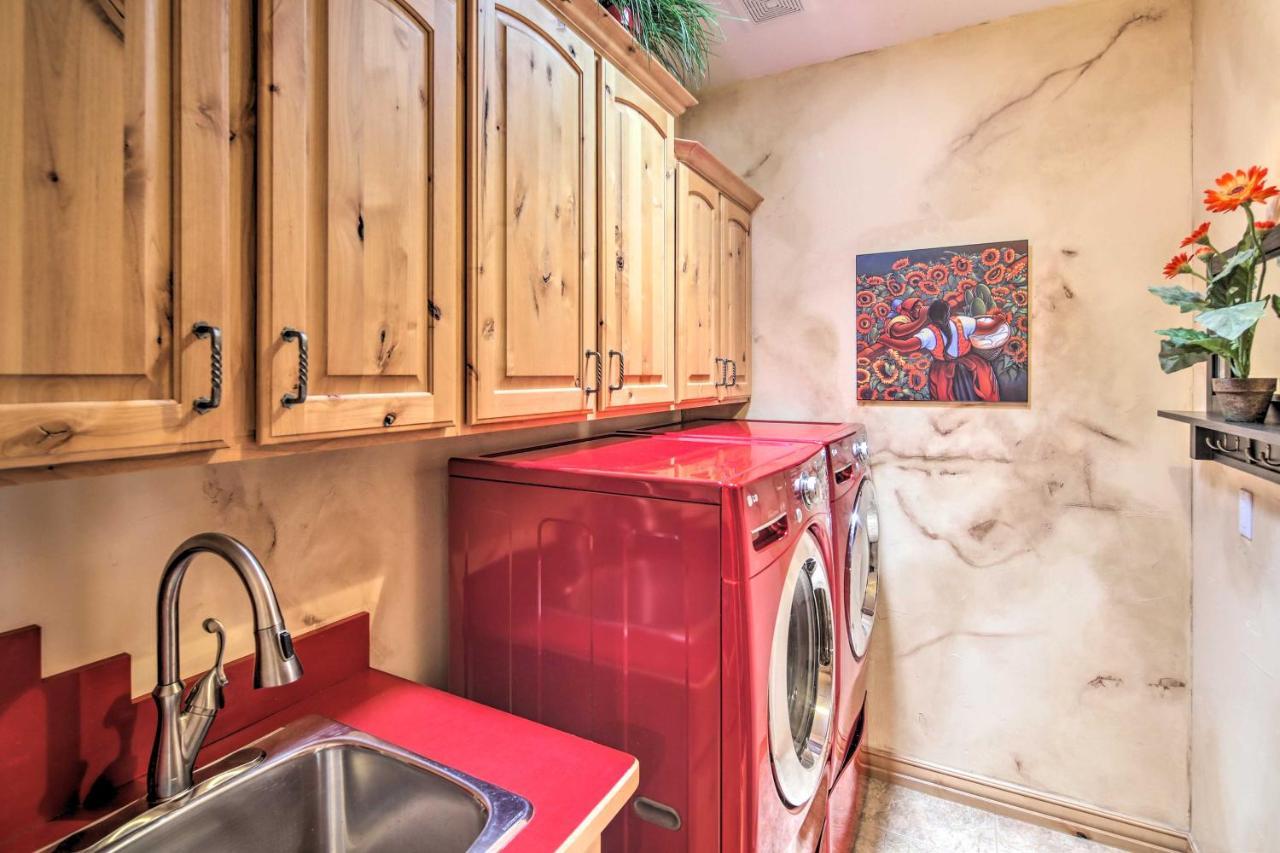 Pet-friendly Havasu Gem Patio, Grill And Yard * Lake Havasu City