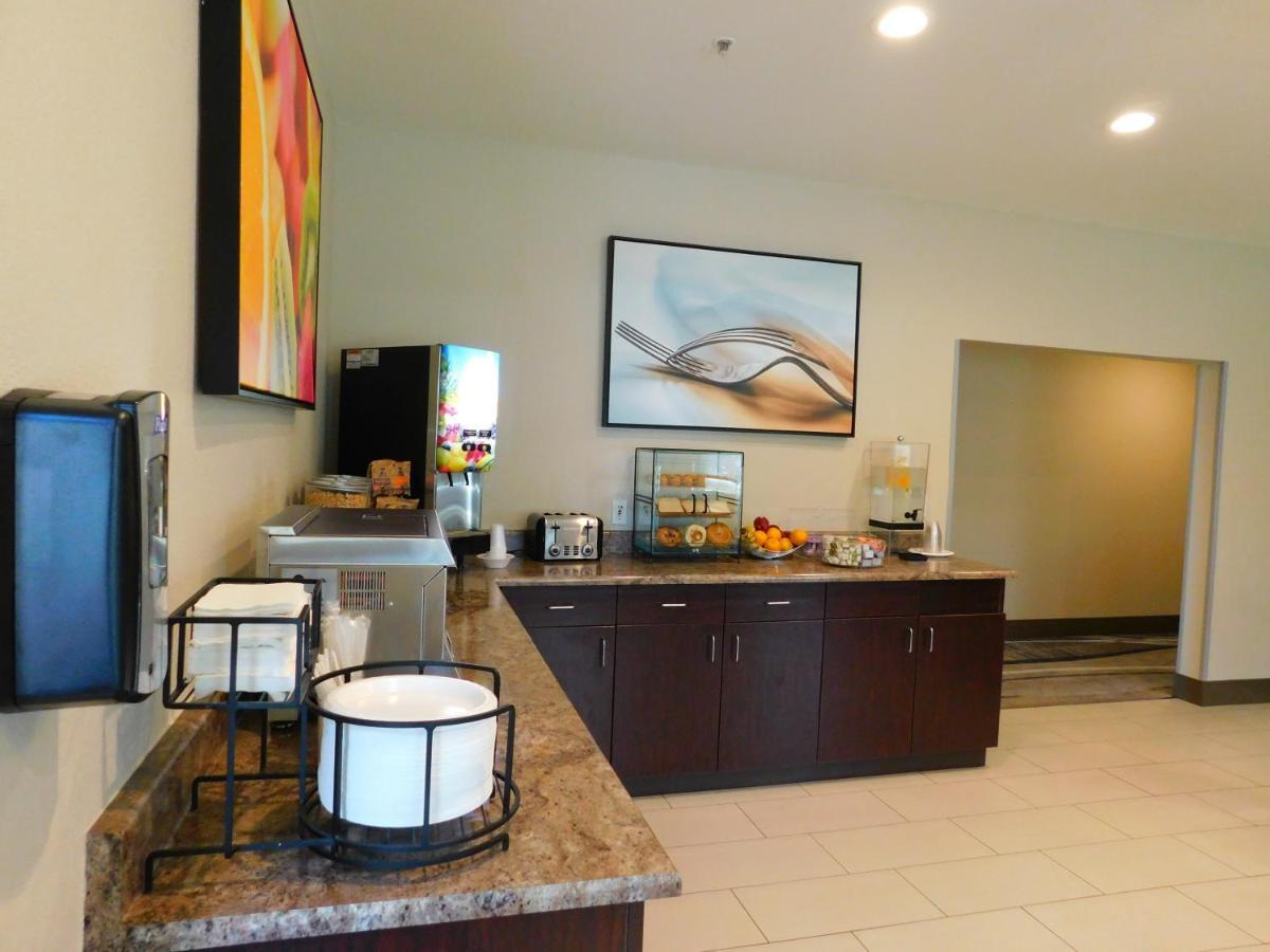 Hotel Island Lake Havasu City