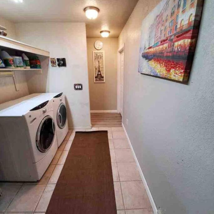 Holiday home Havasu Retreat W Pool Everything Nearby! Lake Havasu City