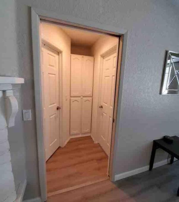 Holiday home Havasu Retreat W Pool Everything Nearby! *