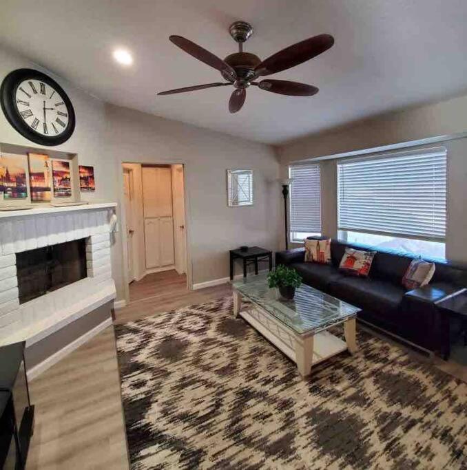 Holiday home Havasu Retreat W Pool Everything Nearby! *