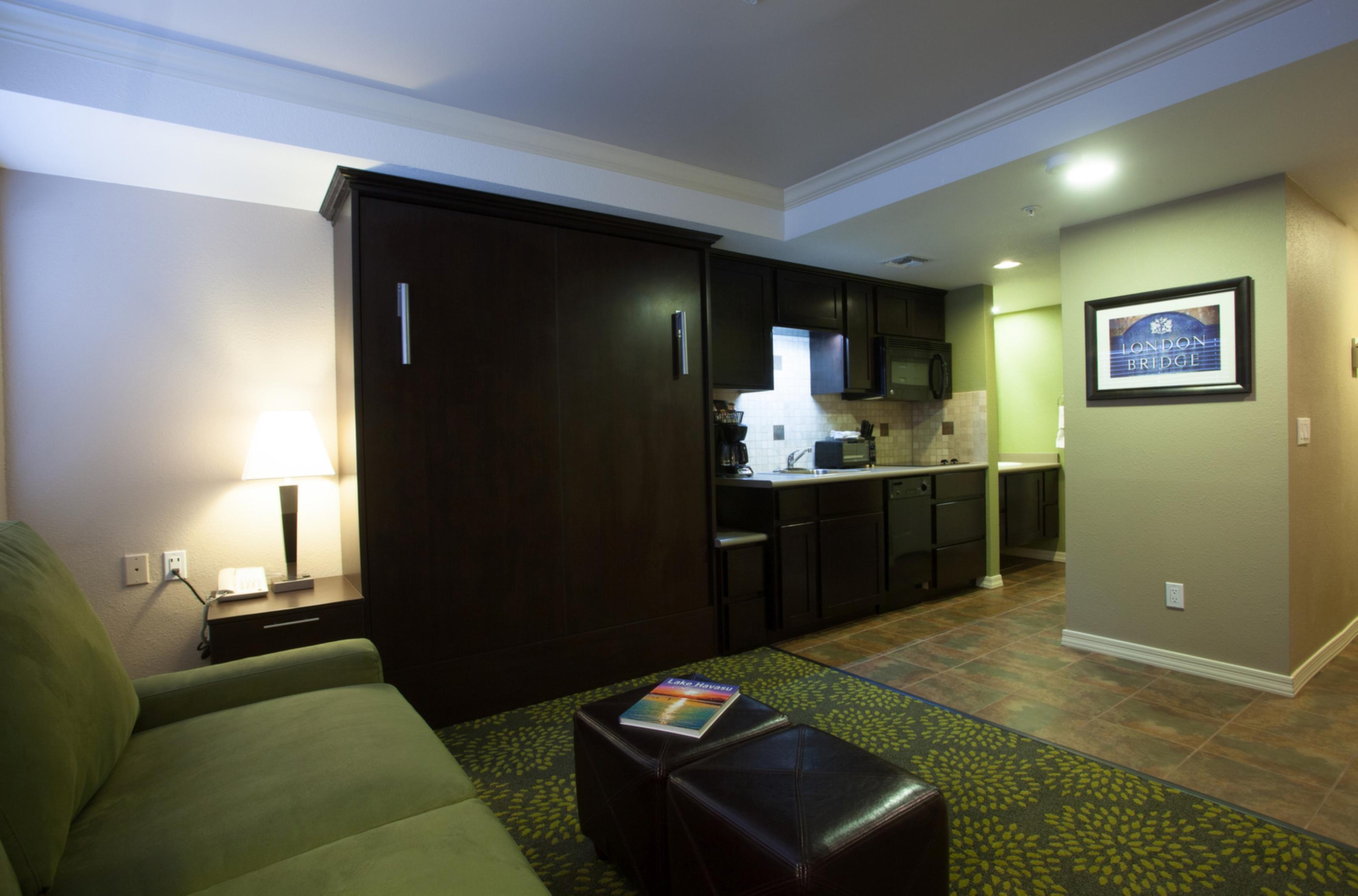 London Bridge Hotel 3*