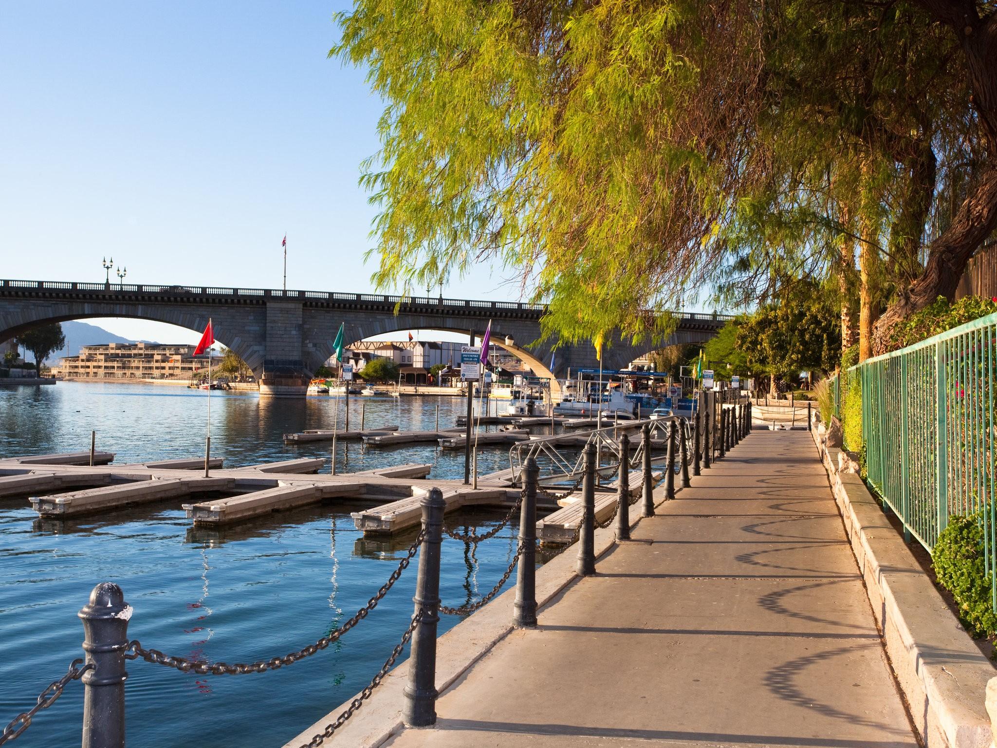 Hotel London Bridge Lake Havasu City