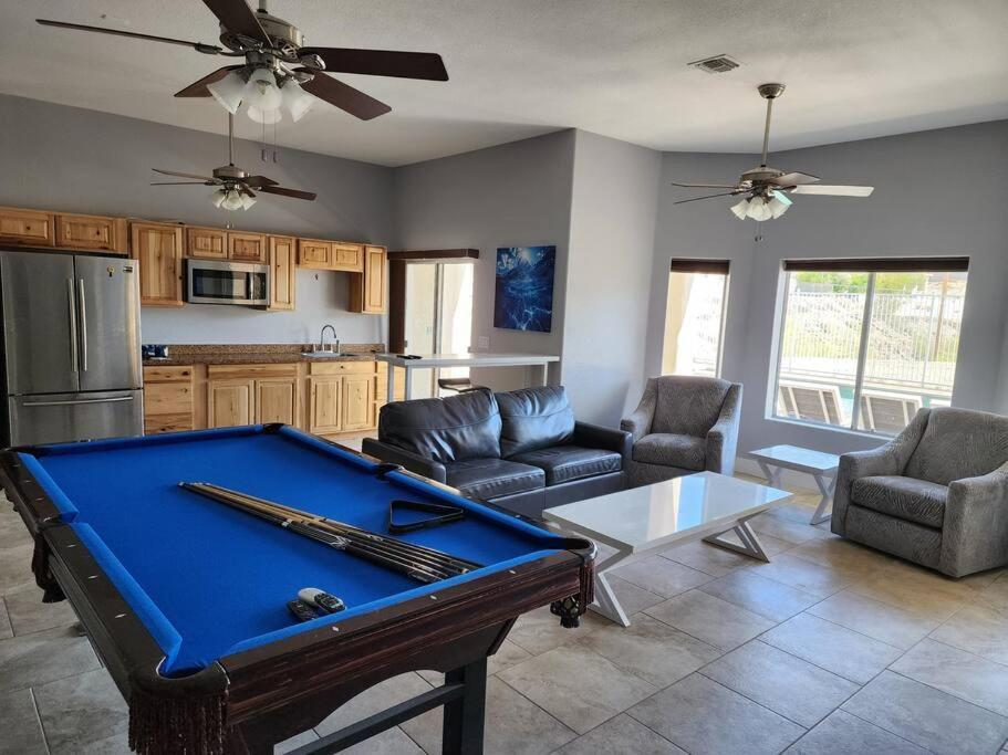 Sleeps 16 Park Your Toy Trailers Here Lake Havasu City
