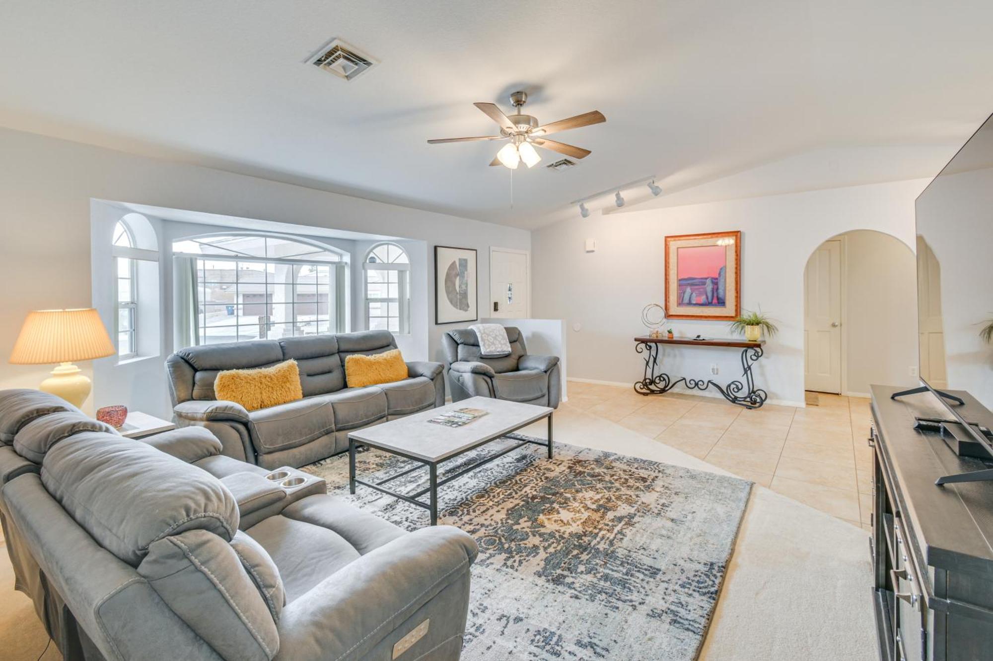 Havasu - 2 Mi From Main Launch Ramp! Holiday home