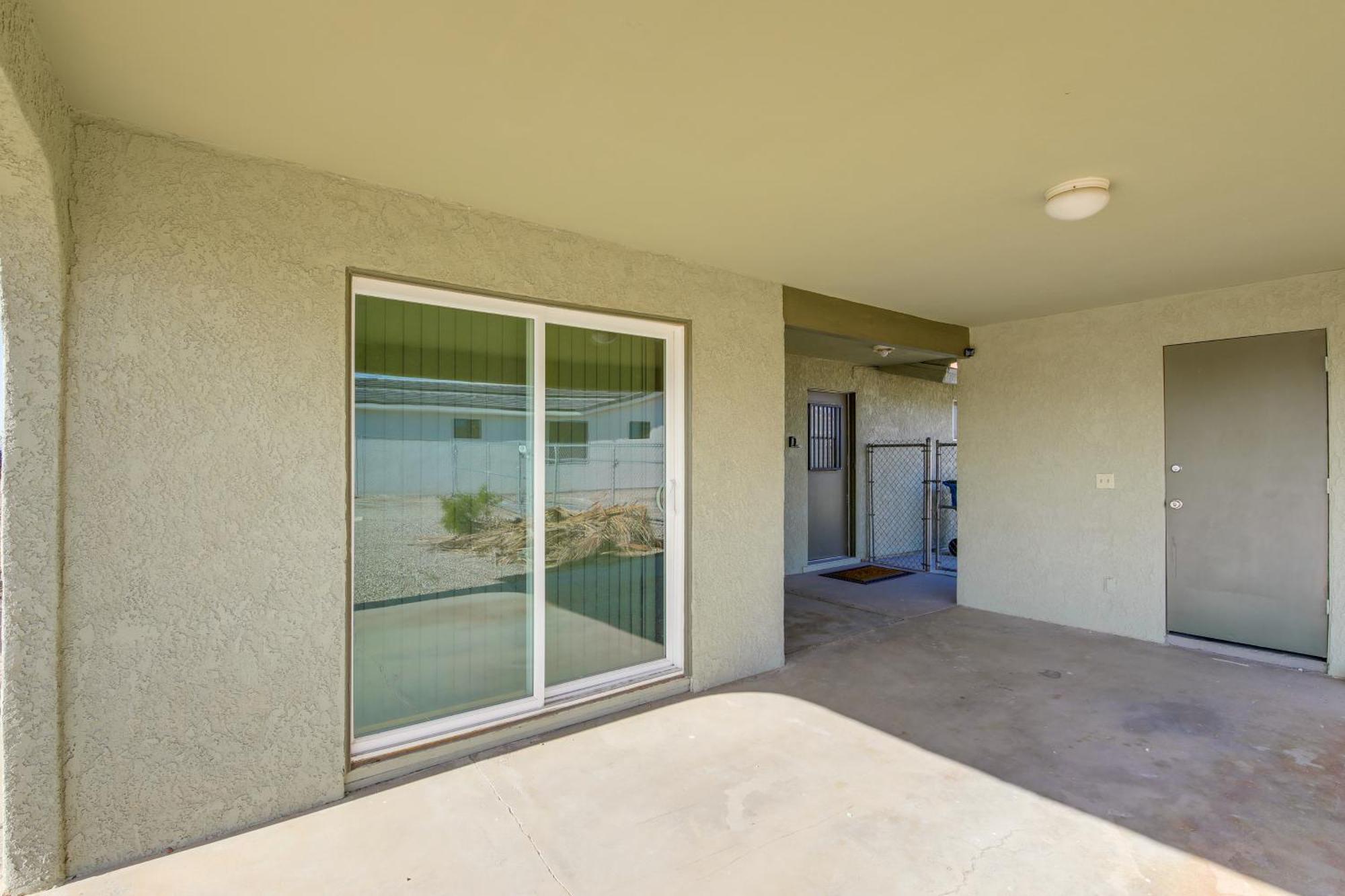 Havasu Getaway Less Than 3 Miles To Lakes Shore *