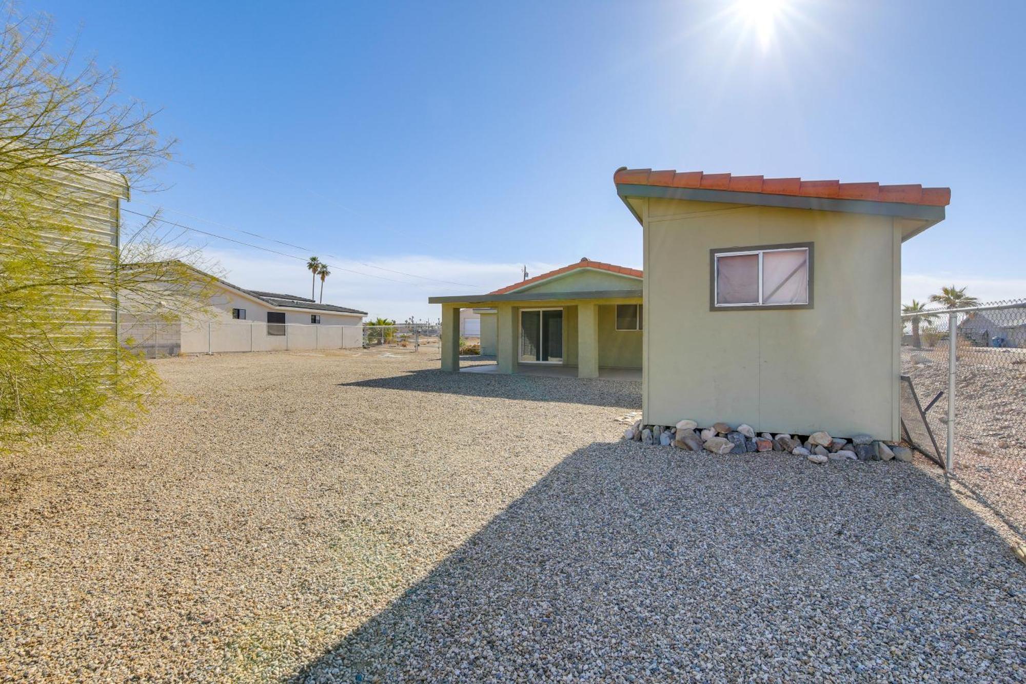 Havasu Getaway Less Than 3 Miles To Lakes Shore Lake Havasu City